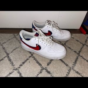 Air Force 1 07 LV8 'Chenille Swoosh'